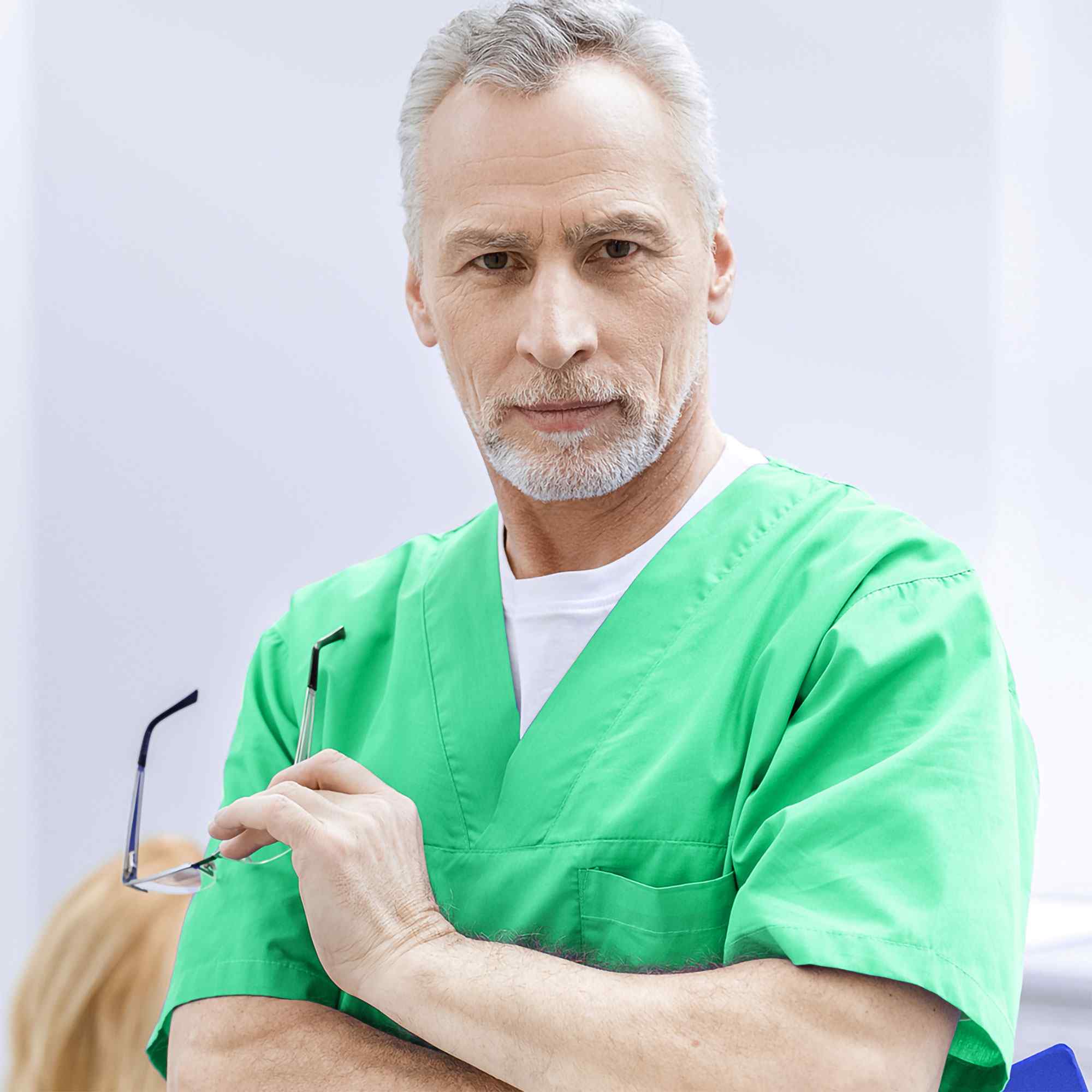 https://krishdentalcare.com/wp-content/uploads/2020/01/people-xavier-symmonds.jpg