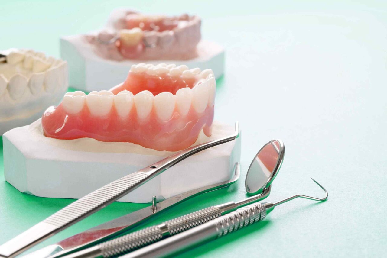 https://krishdentalcare.com/wp-content/uploads/2020/01/post-30-1280x854.jpg